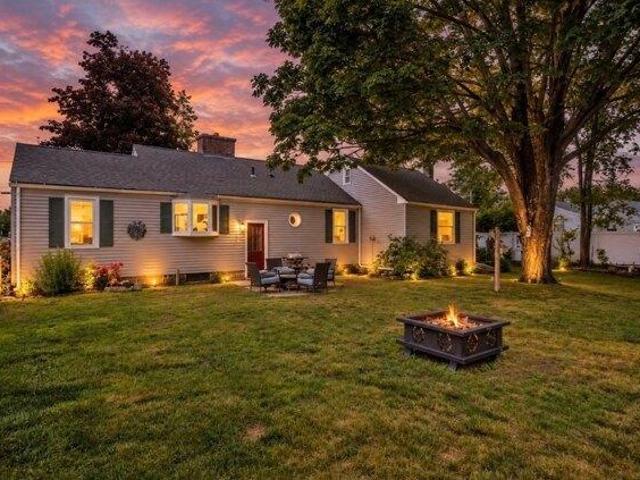 House for sale in Hampden, Massachusetts