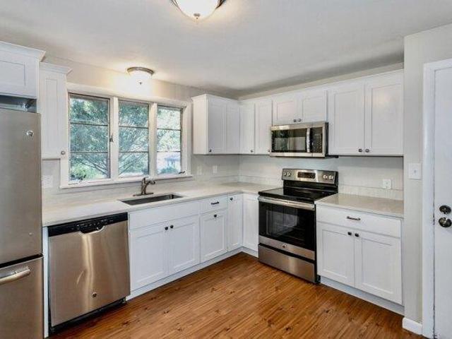 House for sale in Ridgecrest, Westfield