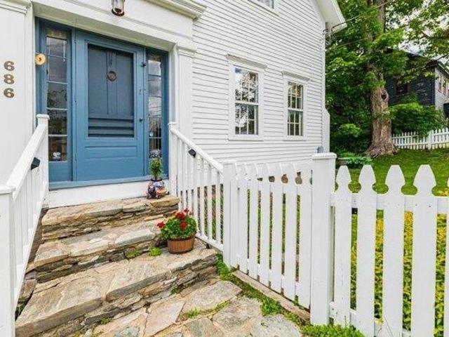 House for sale in Weston, Vermont