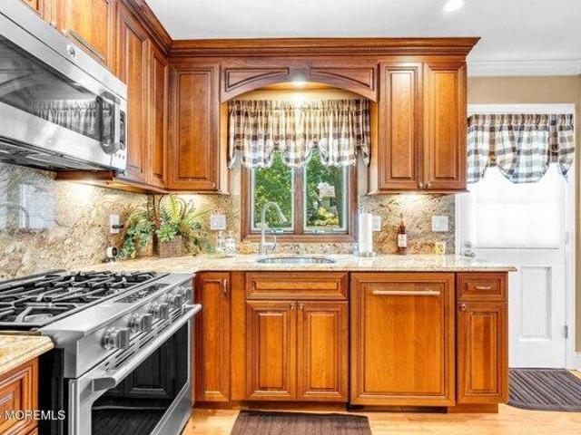 House for sale in Cedar Knolls, New Jersey