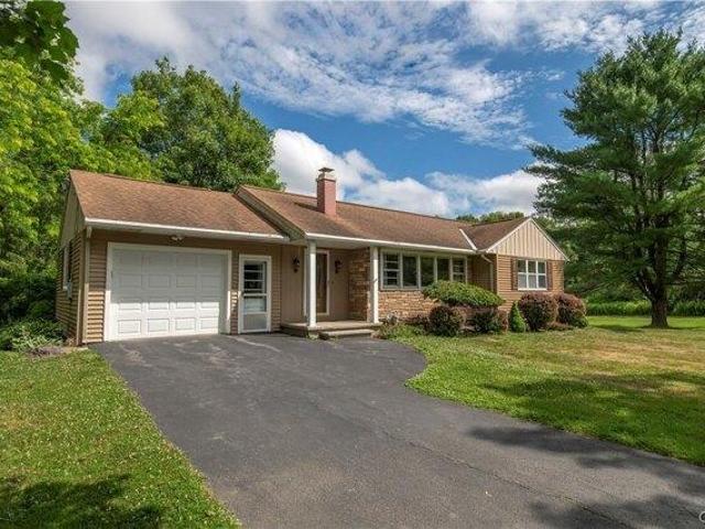 House for sale in Oneida, New York