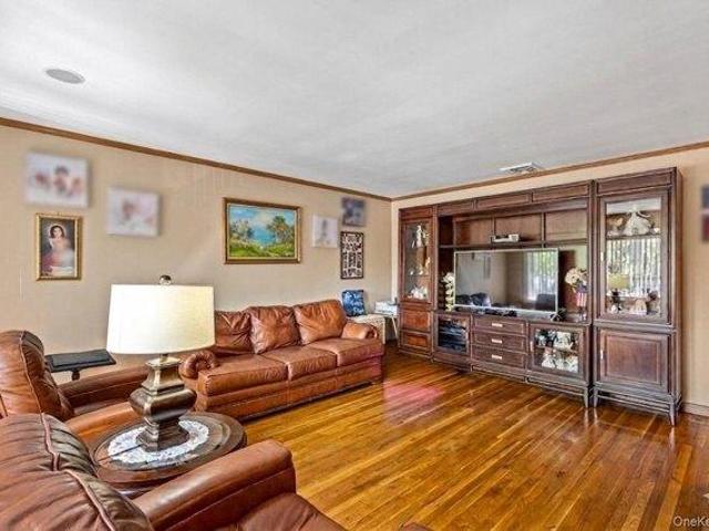 House for sale in Queens, Arverne