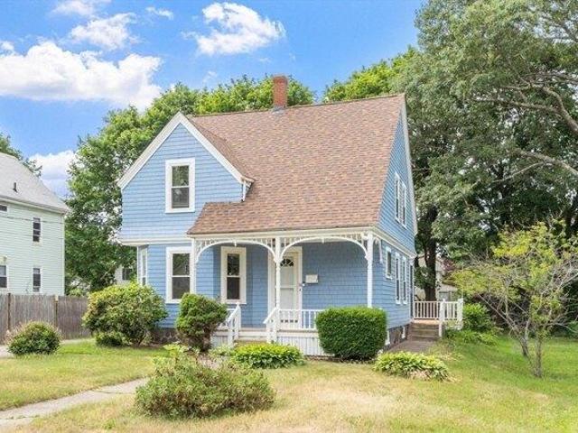 House for sale in Whitman, Massachusetts