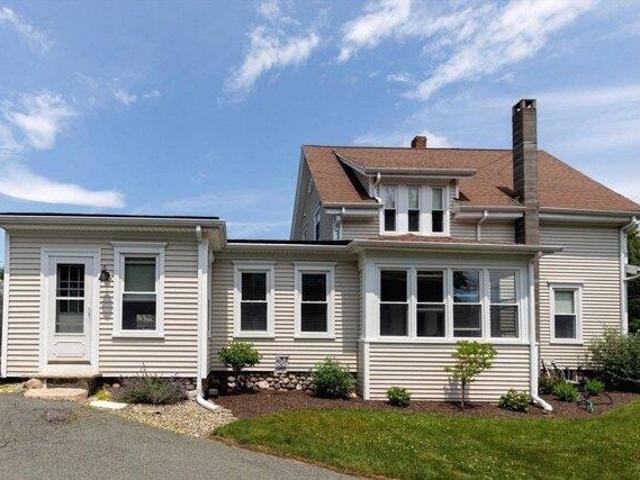 House for sale in Whitman, Massachusetts