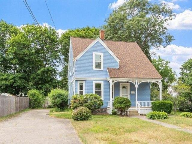House for sale in Whitman, Massachusetts