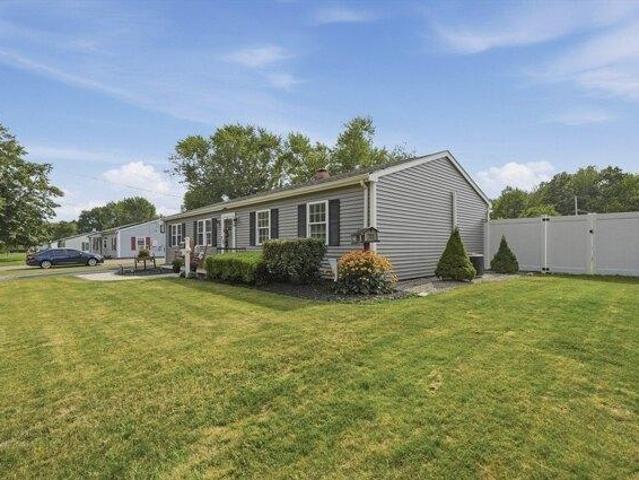 House for sale in Whitman, Massachusetts