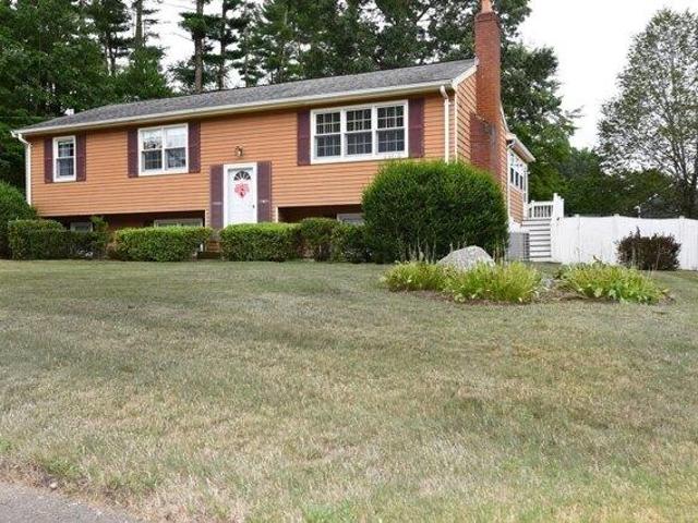 House for sale in Whitman, Massachusetts