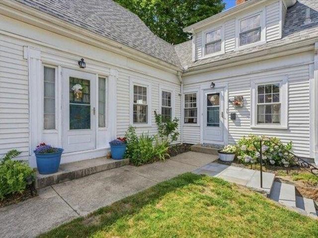 House for sale in Whitman, Massachusetts