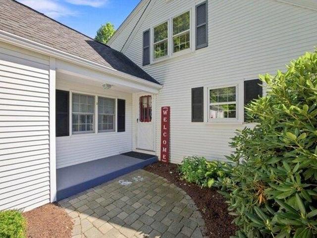 House for sale in Hampden, Massachusetts