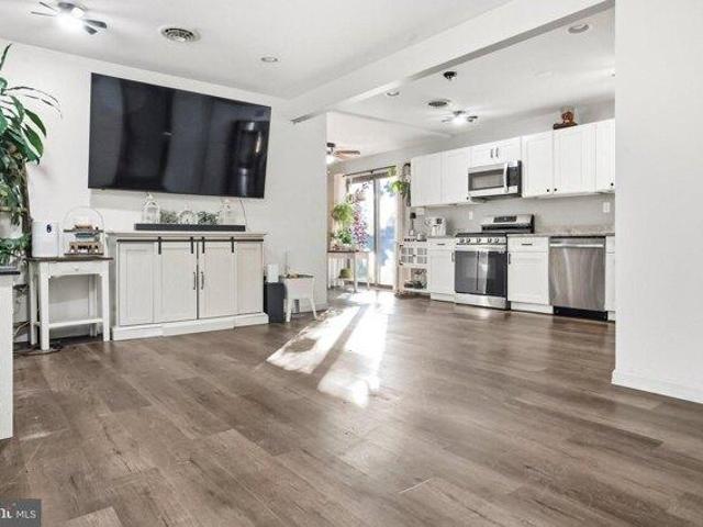 House for sale in Milmay, New Jersey