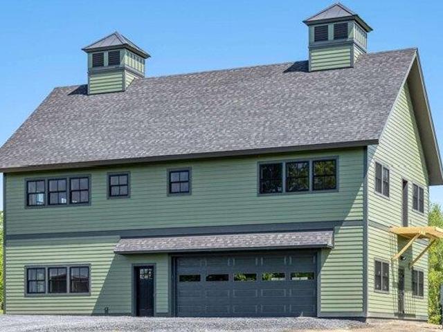 House for sale in Williamstown, Vermont