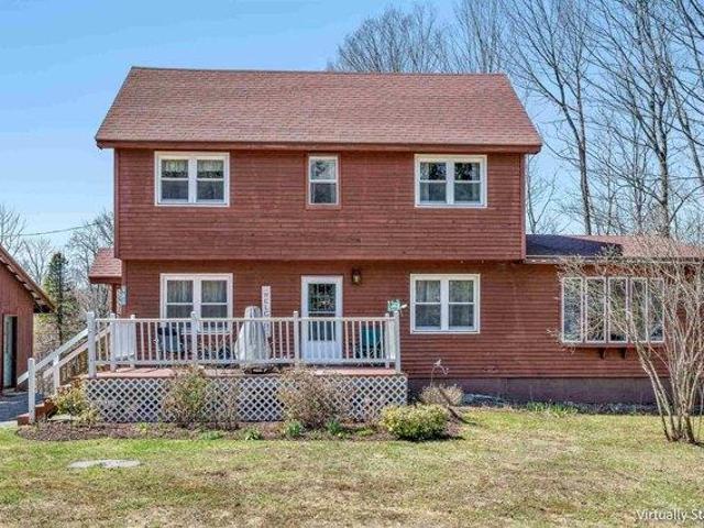 House for sale in Williamstown, Vermont