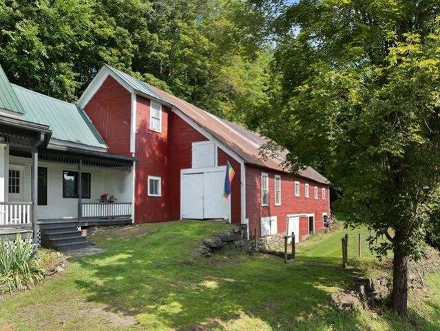 House for sale in Williamstown, Vermont
