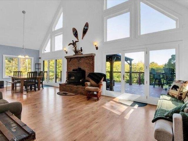 House for sale in Williamstown, Orange County