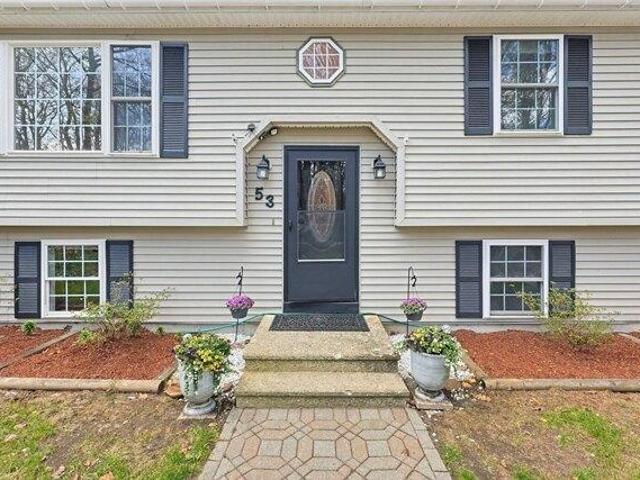 House for sale in Winchendon, Massachusetts