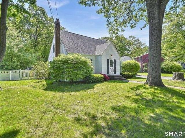 House for sale in Windsor Locks, Connecticut