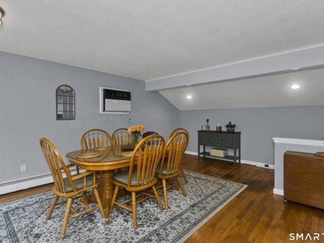 House for sale in Windsor Locks, Connecticut