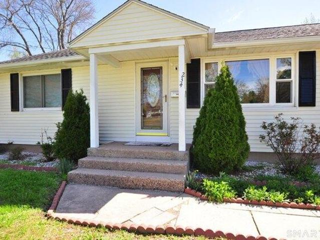 House for sale in Windsor Locks, Connecticut