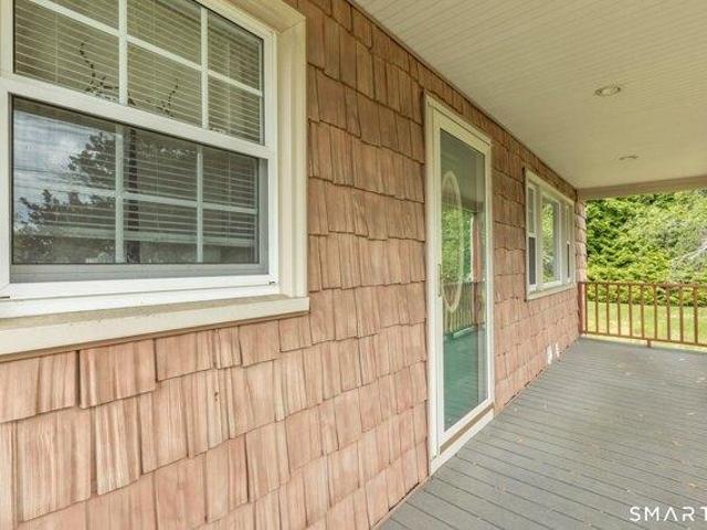 House for sale in Windsor Locks, Connecticut