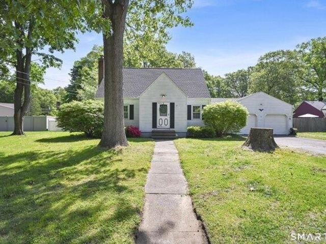 House for sale in Windsor Locks, Connecticut