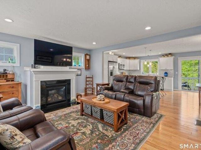 House for sale in Windsor Locks, Connecticut