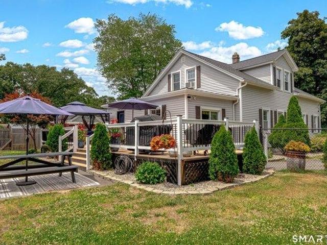House for sale in Windsor Locks, Connecticut