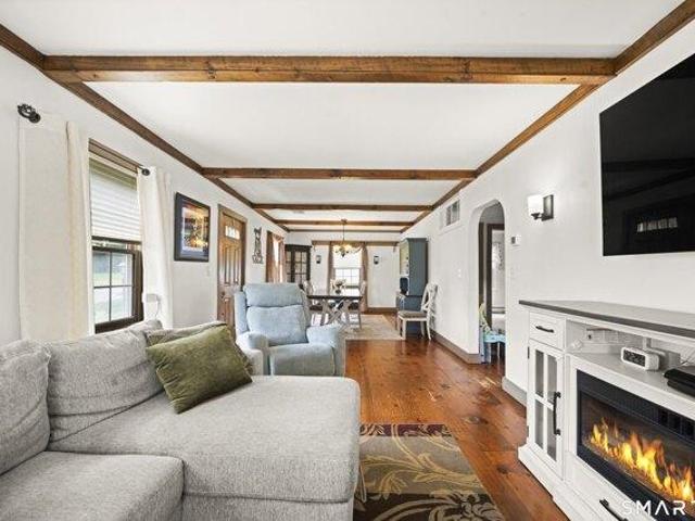House for sale in Windsor Locks, Connecticut