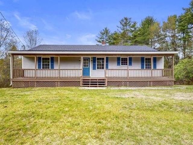 House for sale in Windsor, Maine