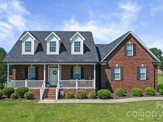 House for sale in Wingate, North Carolina