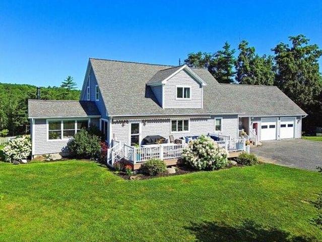 House for sale in Maine