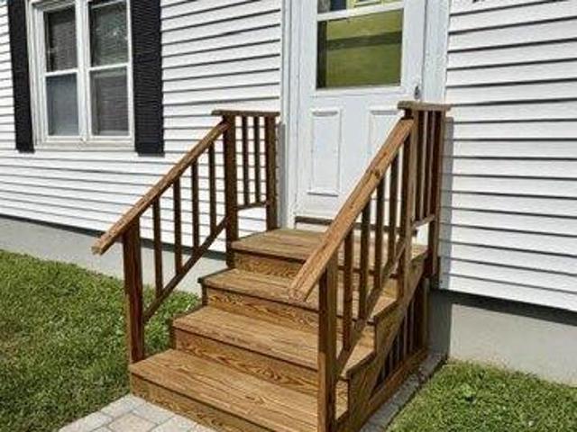 House for sale in Maine