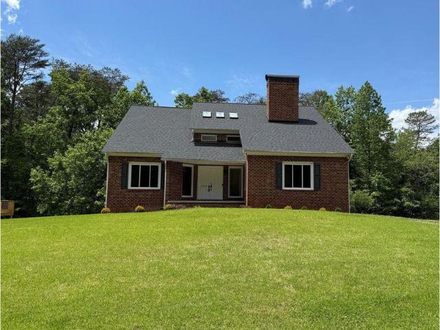 House for sale in Pfafftown, North Carolina
