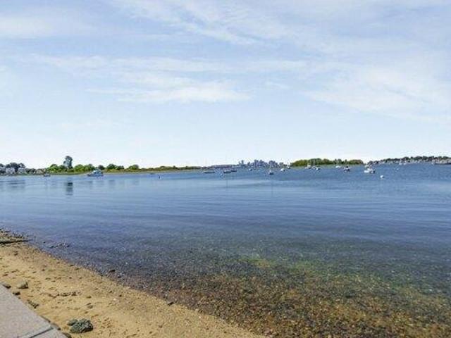 House for sale in Cottage Hill, Winthrop