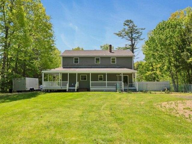 House for sale in Winthrop, Maine