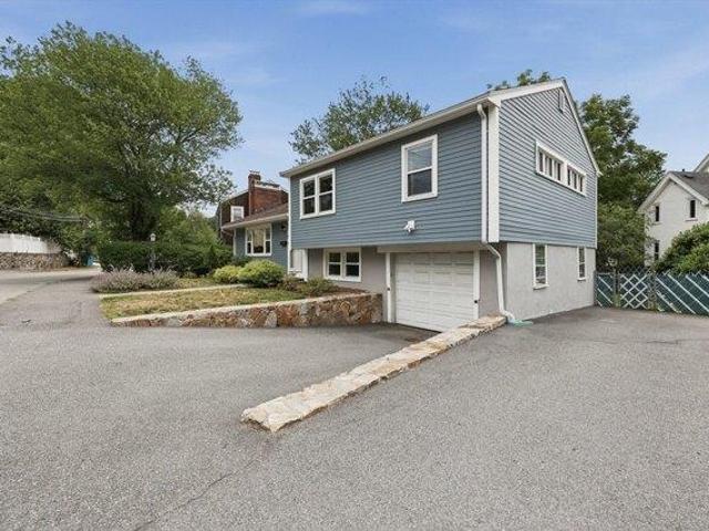House for sale in Woburn, Massachusetts