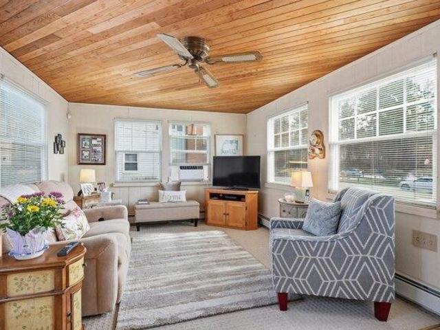 House for sale in Woburn, Middlesex County