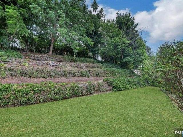 House for sale in Wood Ridge, New Jersey