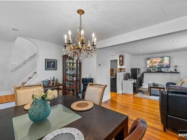 House for sale in Wood Ridge, New Jersey