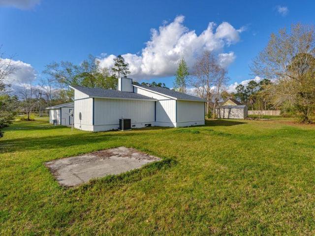 House for sale in White Oak, Georgia