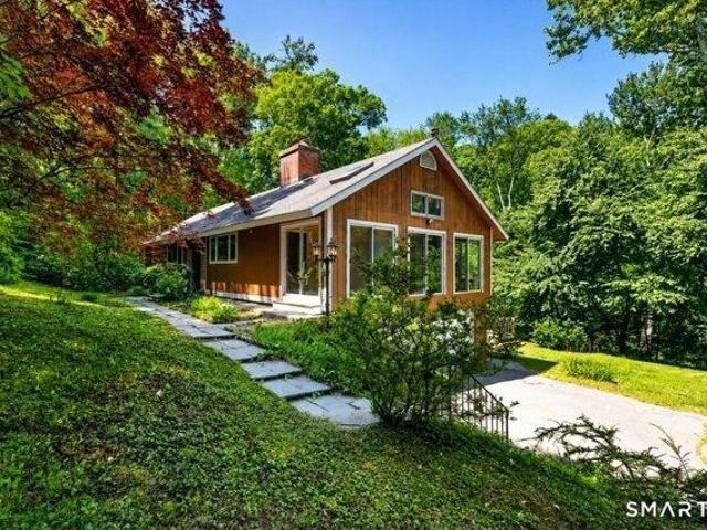 House for sale in Woodbridge, Connecticut