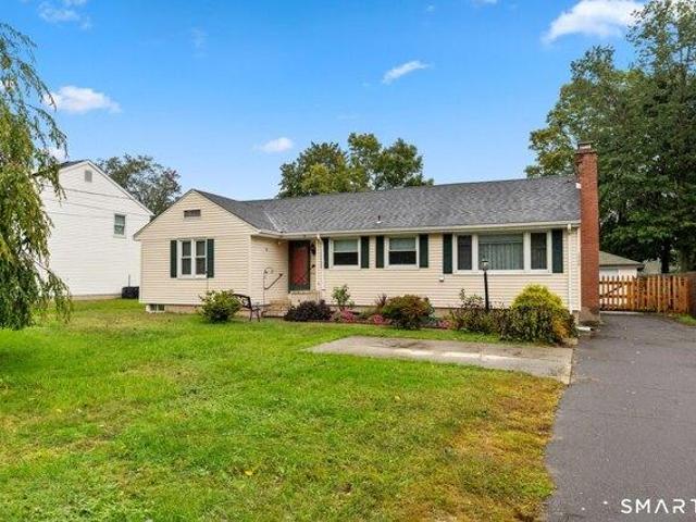 House for sale in Woodbridge, South Central Connecticut Planning Region