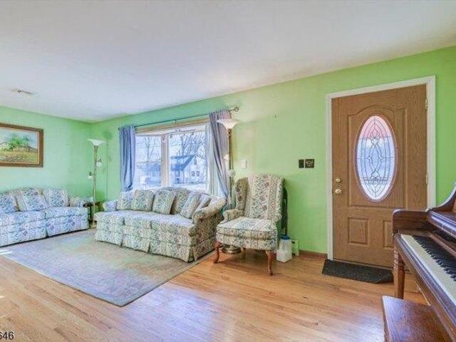 House for sale in Avenel, New Jersey