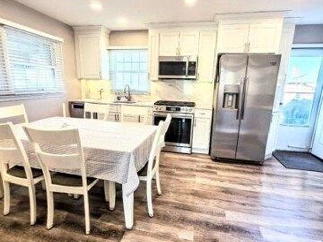 House for sale in Avenel, New Jersey