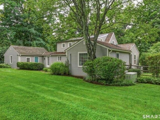 House for sale in Woodbury, Connecticut