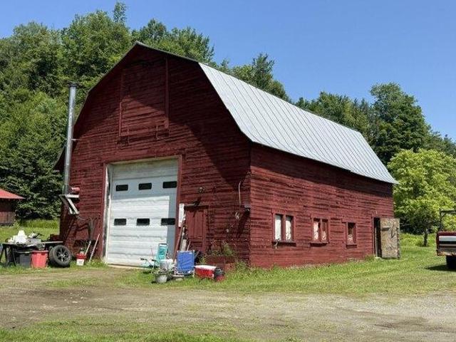 House for sale in Woodbury, Vermont