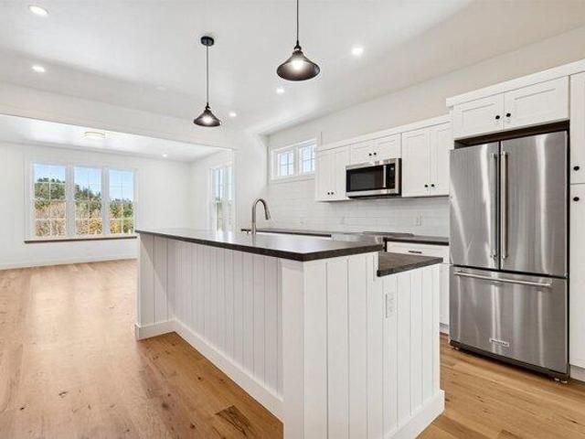 House for sale in Woodstock Village, South Woodstock
