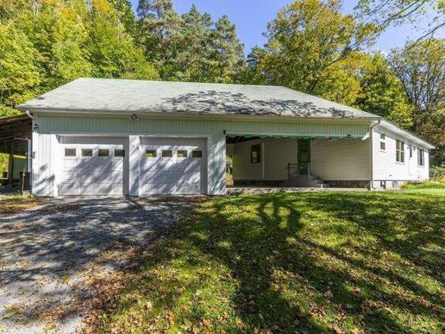 House for sale in Woodstock Village, South Woodstock