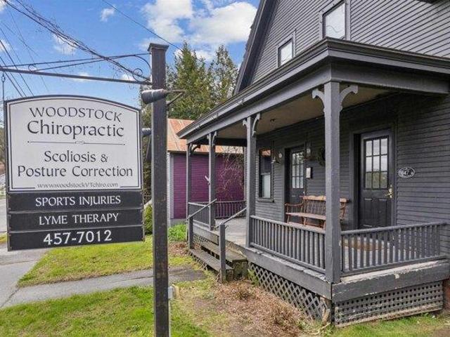 House for sale in Woodstock Village, South Woodstock