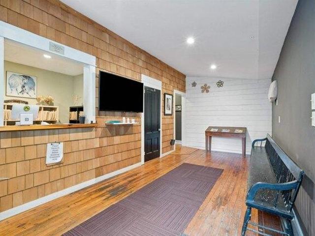 House for sale in Woodstock Village, South Woodstock