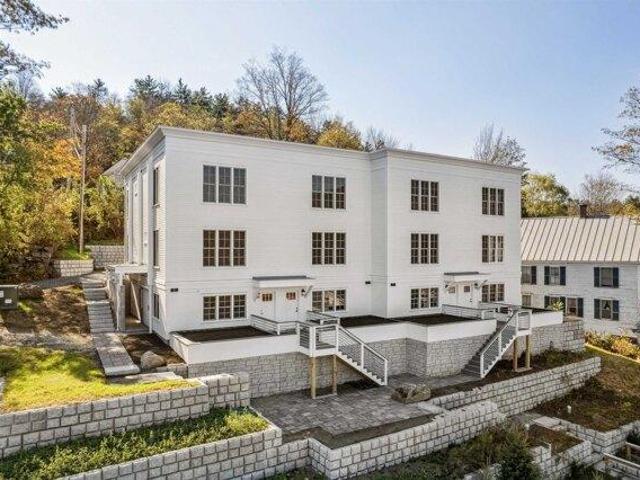 House for sale in Woodstock Village, South Woodstock